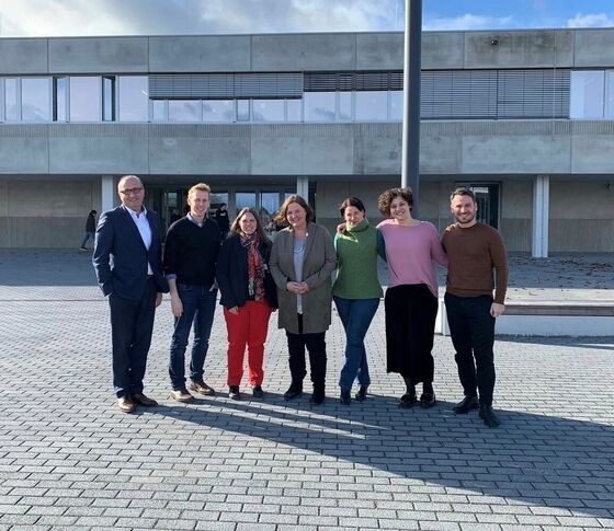 (v. l. n. r.): Herr Zengin, Herr Hambach, Frau Jacob, Frau Franke, Frau Baehr, Frau Fischer und Herr Kashtanjeva